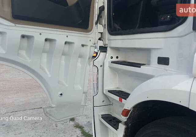 Мерседес Актрос 2015 в Киеве на Automoto.ua Белый Мерседес Актрос, объемом двигателя 12.81 л и пробегом 745 тыс. км за 27000 $, фото 13 на Automoto.ua