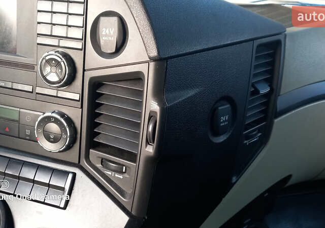 Мерседес Актрос 2015 в Киеве на Automoto.ua Белый Мерседес Актрос, объемом двигателя 12.81 л и пробегом 745 тыс. км за 27000 $, фото 49 на Automoto.ua