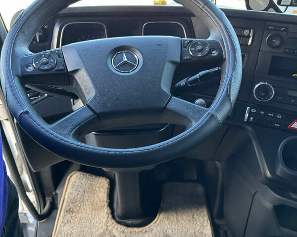 Білий Мерседес Актрос, об'ємом двигуна 12.81 л та пробігом 850 тис. км за 28000 $, фото 12 на Automoto.ua