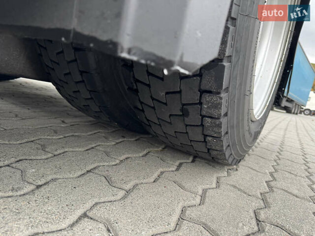 Белый Мерседес Актрос, объемом двигателя 12.8 л и пробегом 859 тыс. км за 28000 $, фото 5 на Automoto.ua