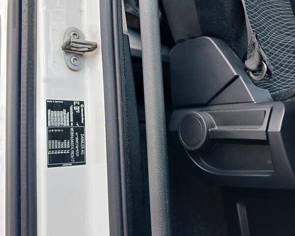 Белый Мерседес Актрос, объемом двигателя 10.68 л и пробегом 748 тыс. км за 27200 $, фото 24 на Automoto.ua