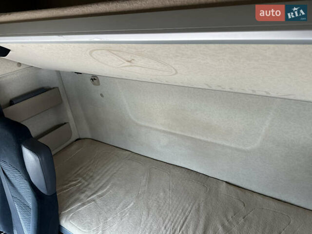 Белый Мерседес Актрос, объемом двигателя 12.81 л и пробегом 809 тыс. км за 30000 $, фото 53 на Automoto.ua