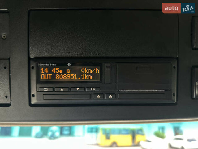 Белый Мерседес Актрос, объемом двигателя 12.81 л и пробегом 809 тыс. км за 30000 $, фото 46 на Automoto.ua