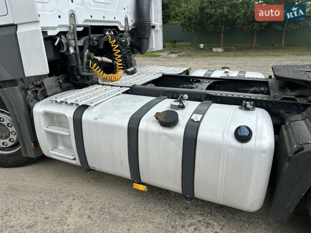 Белый Мерседес Актрос, объемом двигателя 12.81 л и пробегом 809 тыс. км за 30000 $, фото 31 на Automoto.ua