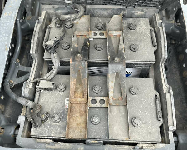 Белый Мерседес Актрос, объемом двигателя 12.81 л и пробегом 809 тыс. км за 30000 $, фото 38 на Automoto.ua