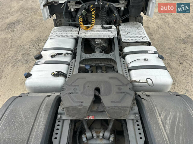 Белый Мерседес Актрос, объемом двигателя 12.81 л и пробегом 809 тыс. км за 30000 $, фото 26 на Automoto.ua