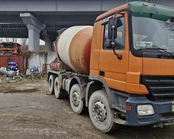 Красный Мерседес Актрос, объемом двигателя 11.97 л и пробегом 467 тыс. км за 47000 $, фото 1 на Automoto.ua