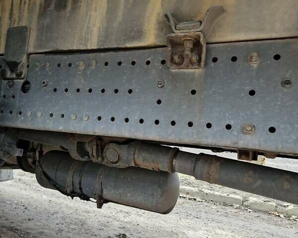 Красный Мерседес Актрос, объемом двигателя 11.96 л и пробегом 747 тыс. км за 30000 $, фото 3 на Automoto.ua