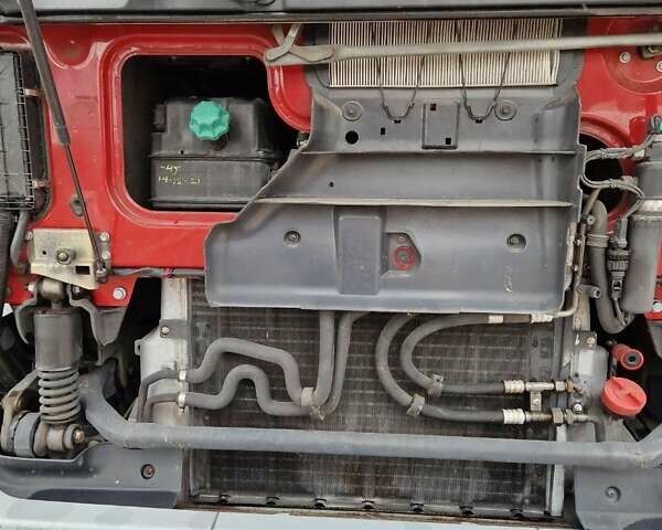 Красный Мерседес Актрос, объемом двигателя 11.96 л и пробегом 747 тыс. км за 30000 $, фото 4 на Automoto.ua