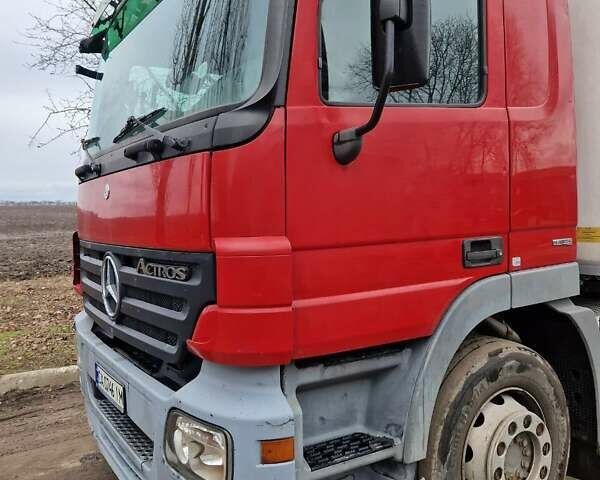 Красный Мерседес Актрос, объемом двигателя 11.96 л и пробегом 747 тыс. км за 30000 $, фото 16 на Automoto.ua