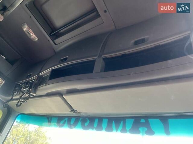 Червоний Мерседес Актрос, об'ємом двигуна 0 л та пробігом 192 тис. км за 16499 $, фото 4 на Automoto.ua