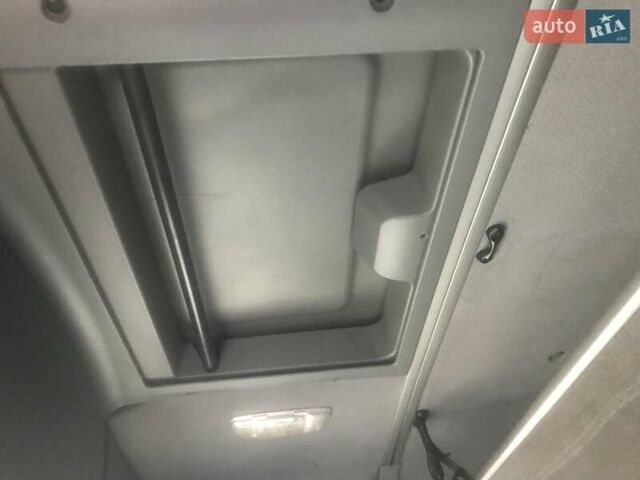 Червоний Мерседес Актрос, об'ємом двигуна 0 л та пробігом 192 тис. км за 16499 $, фото 21 на Automoto.ua