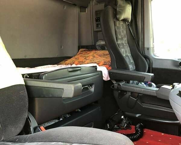 Червоний Мерседес Актрос, об'ємом двигуна 0 л та пробігом 192 тис. км за 16499 $, фото 1 на Automoto.ua