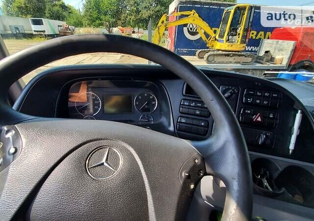 Червоний Мерседес Актрос, об'ємом двигуна 11.9 л та пробігом 910 тис. км за 49999 $, фото 11 на Automoto.ua