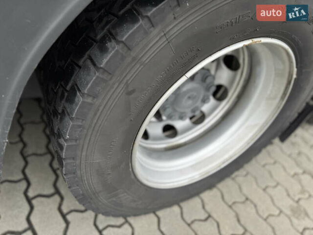 Красный Мерседес Актрос, объемом двигателя 12.81 л и пробегом 985 тыс. км за 48500 $, фото 16 на Automoto.ua