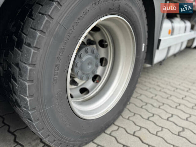 Красный Мерседес Актрос, объемом двигателя 12.81 л и пробегом 985 тыс. км за 48500 $, фото 11 на Automoto.ua