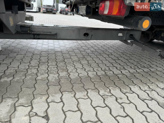 Красный Мерседес Актрос, объемом двигателя 12.81 л и пробегом 985 тыс. км за 48500 $, фото 13 на Automoto.ua