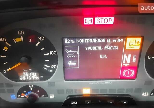 Красный Мерседес Актрос, объемом двигателя 12 л и пробегом 300 тыс. км за 26000 $, фото 23 на Automoto.ua