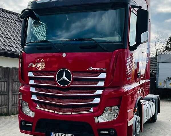 Червоний Мерседес Актрос, об'ємом двигуна 0 л та пробігом 950 тис. км за 15000 $, фото 4 на Automoto.ua