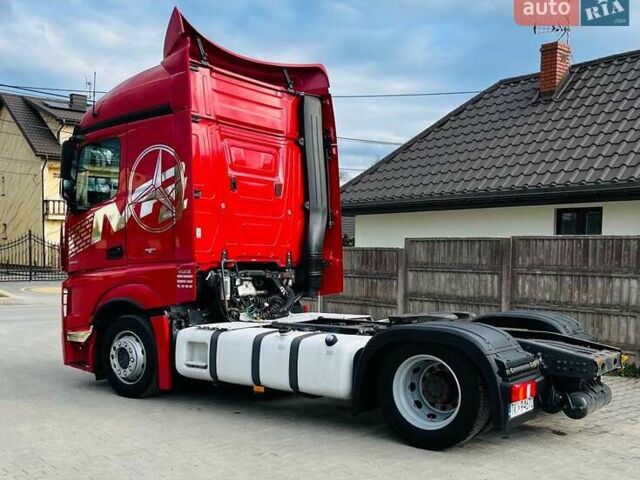 Червоний Мерседес Актрос, об'ємом двигуна 0 л та пробігом 950 тис. км за 15000 $, фото 7 на Automoto.ua
