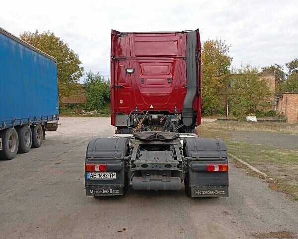 Красный Мерседес Актрос, объемом двигателя 12.81 л и пробегом 905 тыс. км за 23700 $, фото 1 на Automoto.ua