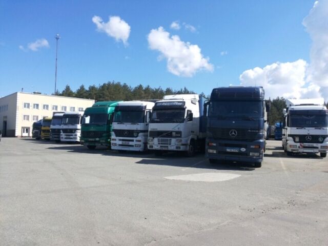 Мерседес Актрос, об'ємом двигуна 12 л та пробігом 800 тис. км за 9000 $, фото 3 на Automoto.ua