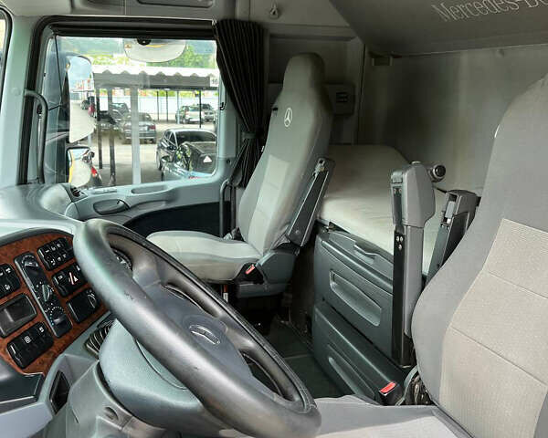 Мерседес Актрос, объемом двигателя 0 л и пробегом 1 тыс. км за 18000 $, фото 3 на Automoto.ua