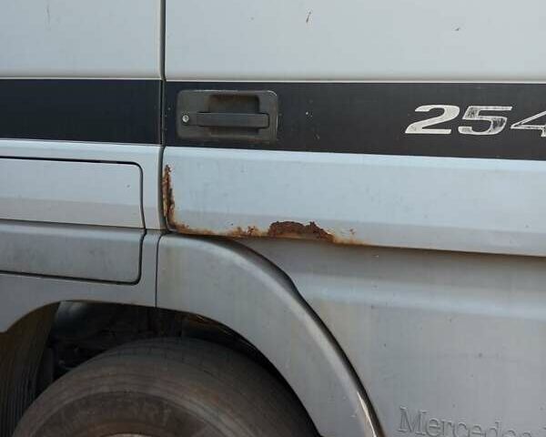 Мерседес Актрос, объемом двигателя 0 л и пробегом 900 тыс. км за 11500 $, фото 13 на Automoto.ua