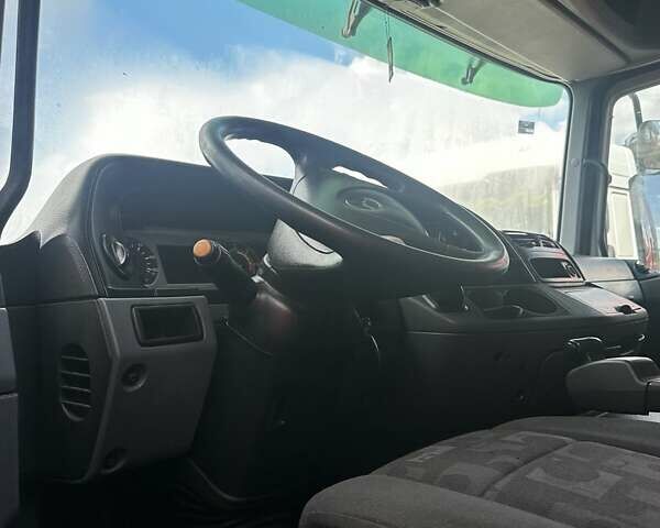 Мерседес Актрос, объемом двигателя 0 л и пробегом 10 тыс. км за 15000 $, фото 3 на Automoto.ua