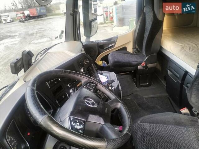 Мерседес Актрос, объемом двигателя 0 л и пробегом 10 тыс. км за 14000 $, фото 1 на Automoto.ua