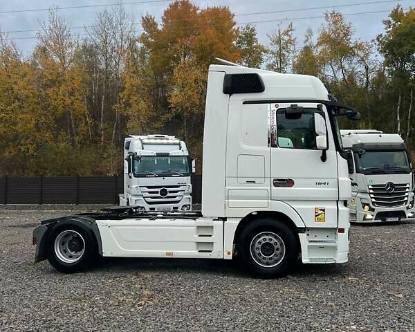 Мерседес Актрос 2012 у Іршава на Automoto.ua Мерседес Актрос, об'ємом двигуна 11.9 л та пробігом 1 тис. км за 20000 $, фото 8 на Automoto.ua