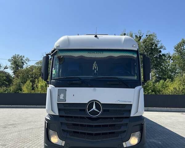 Мерседес Актрос, об'ємом двигуна 12.8 л та пробігом 1 тис. км за 15500 $, фото 4 на Automoto.ua