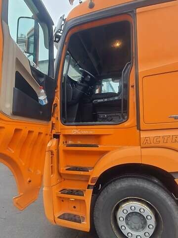 Мерседес Актрос, объемом двигателя 12.8 л и пробегом 900 тыс. км за 20000 $, фото 8 на Automoto.ua