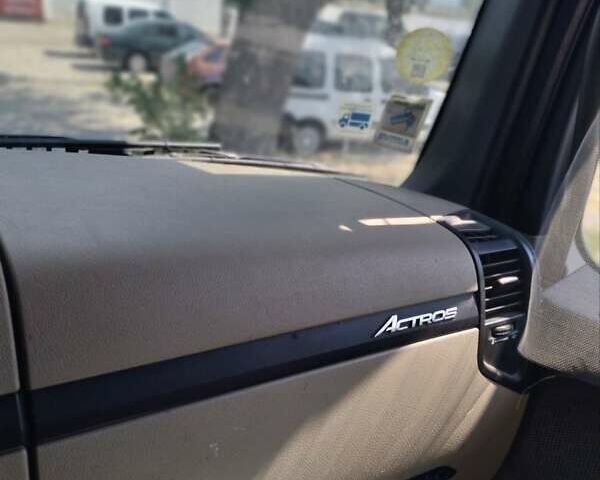 Мерседес Актрос, объемом двигателя 12.8 л и пробегом 909 тыс. км за 25000 $, фото 5 на Automoto.ua