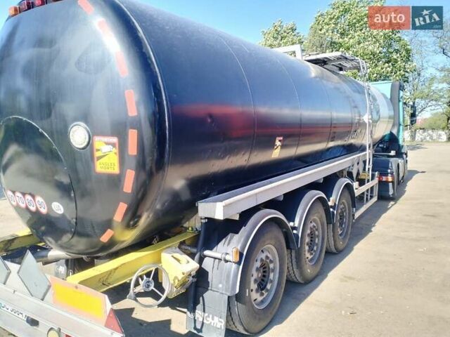 Мерседес Актрос, объемом двигателя 12.8 л и пробегом 909 тыс. км за 25000 $, фото 9 на Automoto.ua