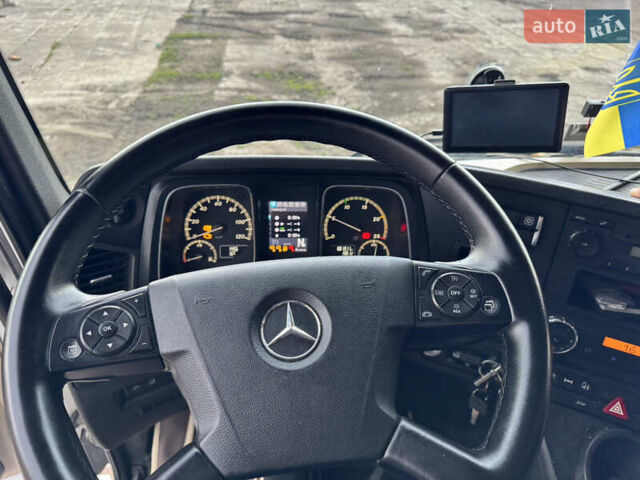Мерседес Актрос 2014 в Житомире на Automoto.ua Мерседес Актрос, объемом двигателя 12.8 л и пробегом 881 тыс. км за 33700 $, фото 21 на Automoto.ua