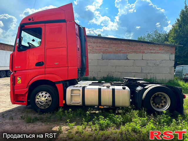 Мерседес Актрос, об'ємом двигуна 12 л та пробігом 0 тис. км за 23999 $, фото 2 на Automoto.ua