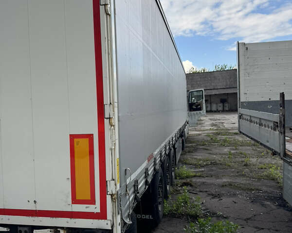 Мерседес Актрос 2014 в Житомире на Automoto.ua Мерседес Актрос, объемом двигателя 12.8 л и пробегом 881 тыс. км за 33700 $, фото 8 на Automoto.ua