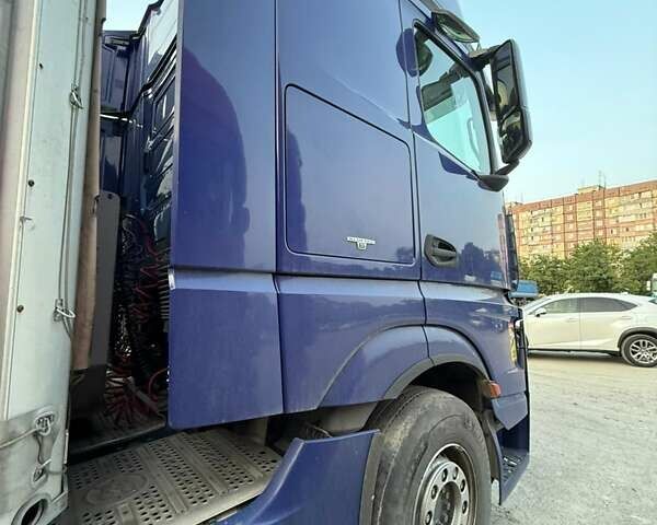 Мерседес Актрос, объемом двигателя 12.8 л и пробегом 810 тыс. км за 30319 $, фото 2 на Automoto.ua