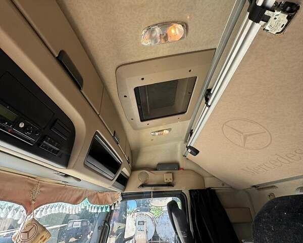 Мерседес Актрос, объемом двигателя 0 л и пробегом 10 тыс. км за 20500 $, фото 10 на Automoto.ua