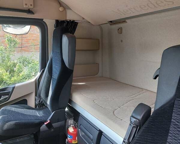 Мерседес Актрос, объемом двигателя 12.8 л и пробегом 759 тыс. км за 25750 $, фото 17 на Automoto.ua