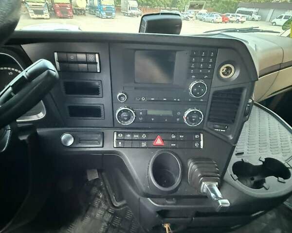 Мерседес Актрос, объемом двигателя 12.8 л и пробегом 810 тыс. км за 30319 $, фото 5 на Automoto.ua