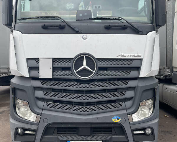 Мерседес Актрос 2016 в Буче на Automoto.ua Мерседес Актрос, объемом двигателя 0 л и пробегом 1 тыс. км за 26000 $, фото 2 на Automoto.ua
