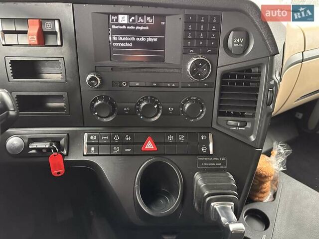 Мерседес Актрос, объемом двигателя 0 л и пробегом 600 тыс. км за 28000 $, фото 15 на Automoto.ua