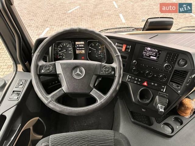 Мерседес Актрос, объемом двигателя 0 л и пробегом 600 тыс. км за 28000 $, фото 12 на Automoto.ua
