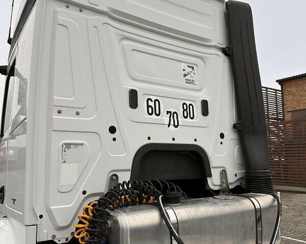 Мерседес Актрос, объемом двигателя 0 л и пробегом 600 тыс. км за 28000 $, фото 4 на Automoto.ua