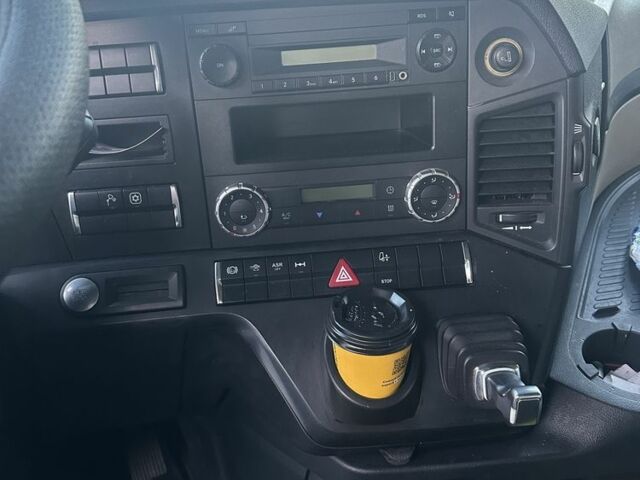 Мерседес Актрос, объемом двигателя 0 л и пробегом 0 тыс. км за 21000 $, фото 8 на Automoto.ua