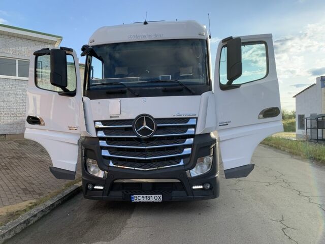 Мерседес Актрос, объемом двигателя 0 л и пробегом 0 тыс. км за 1999 $, фото 5 на Automoto.ua