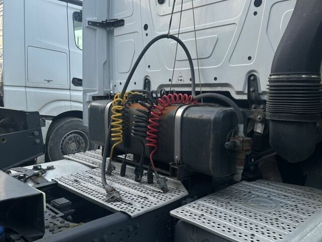 Мерседес Актрос, объемом двигателя 0 л и пробегом 0 тыс. км за 21000 $, фото 5 на Automoto.ua