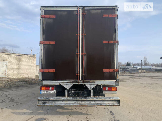 Желтый Мерседес Актрос, объемом двигателя 11.9 л и пробегом 700 тыс. км за 11000 $, фото 3 на Automoto.ua